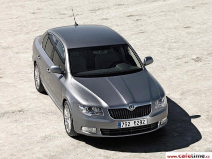 skoda-superb-2008-1.jpg