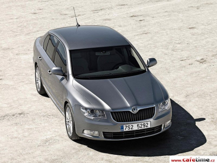 skoda-superb-2008-1.jpg